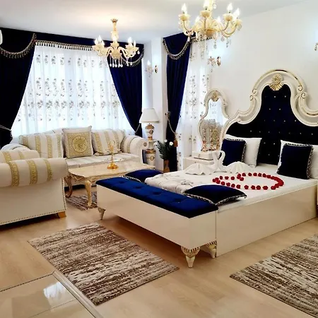 Villa Вила С Минимален Басейн И Джакузи