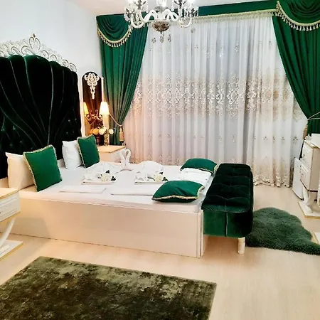 Villa Вила С Минимален Басейн И Джакузи Bankja