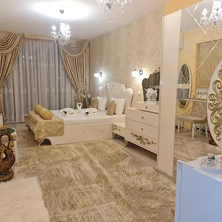 Вила С Минимален Басейн И Джакузи Villa *